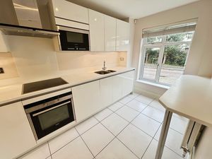 Kitchen- click for photo gallery